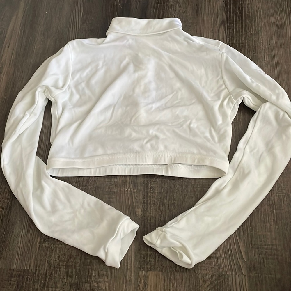 Crop turtle neck